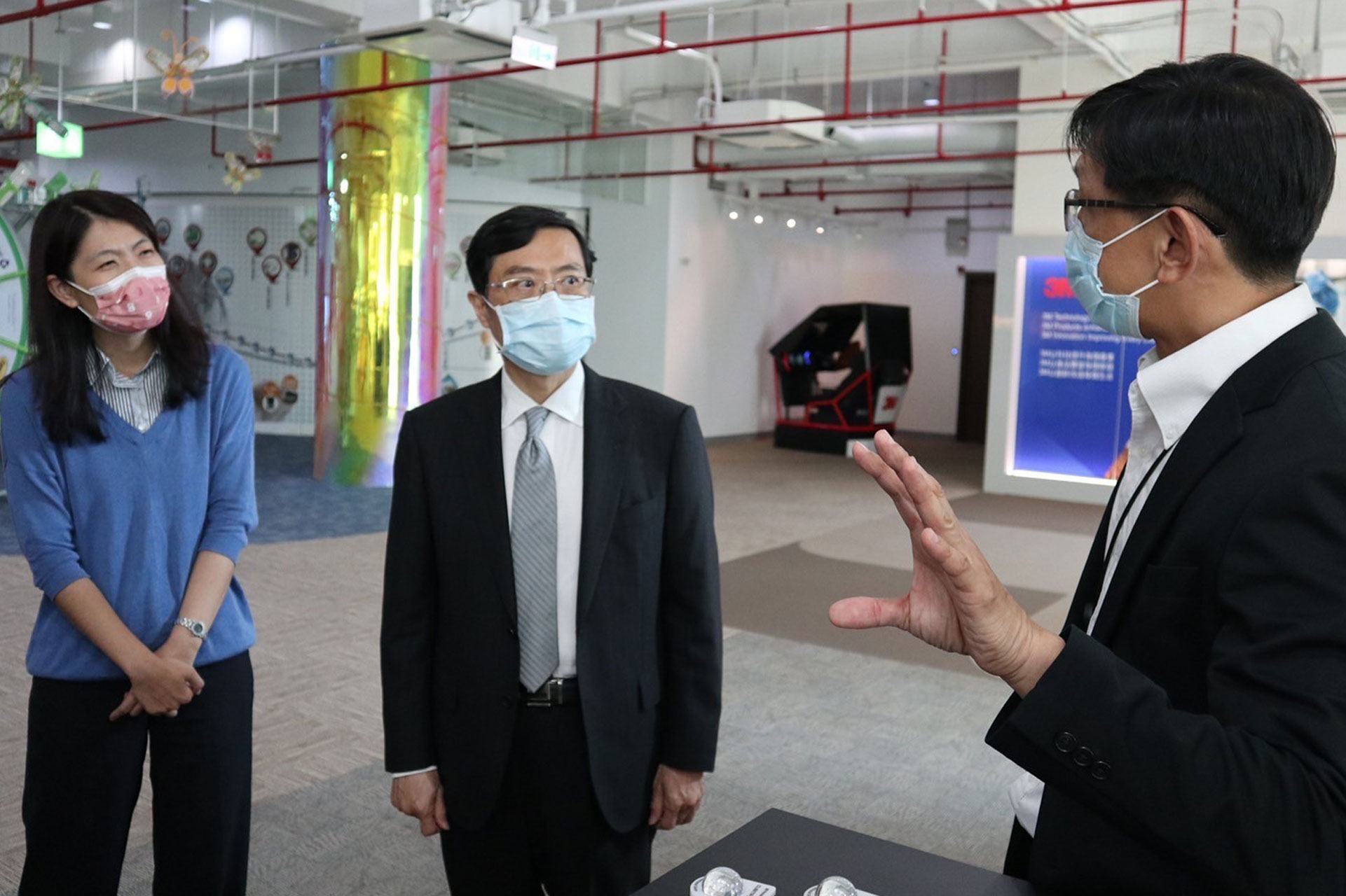 Deputy Minister Chen visits 3M Company Photo-2