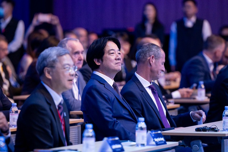 賴清德總統今（1）日下午出席「2026投資歐盟論壇」