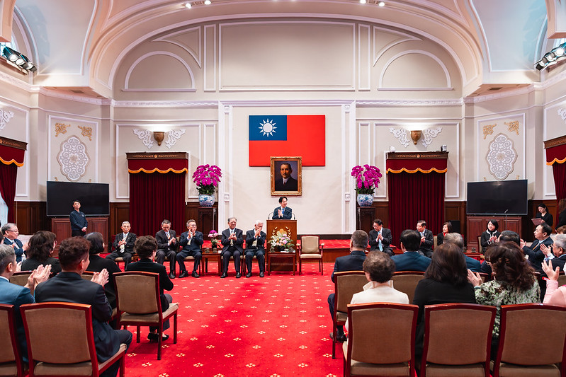 頼清徳総統は5日、中華民国出口商業同業公会全国聯合会（台湾の輸出入業者による同業者組合）の代表による表敬訪問を受けた。