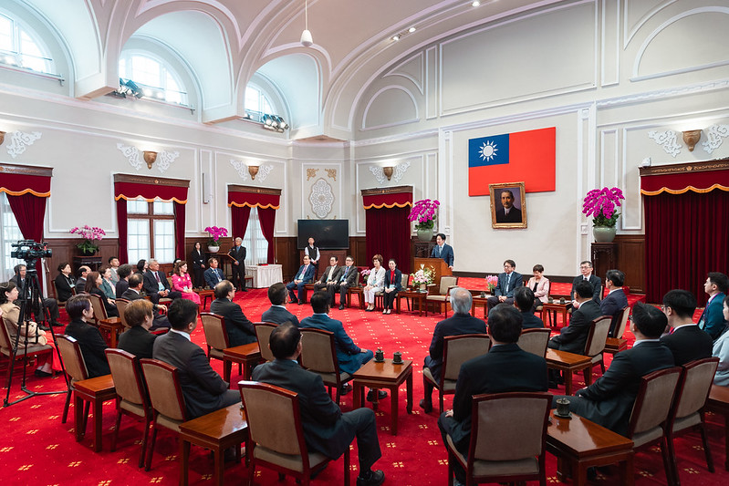 總統接見亞洲臺灣商會聯合總會訪團　盼團結臺商　深化臺灣與全球經貿合作